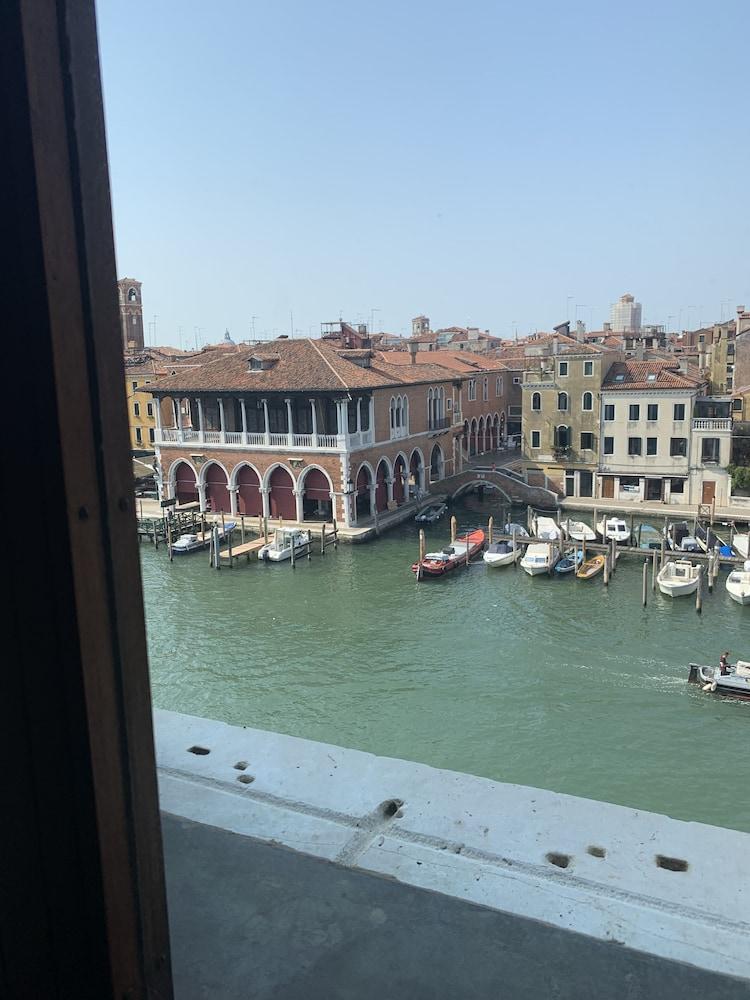 Pesaro Palace Hotel Venice Exterior photo