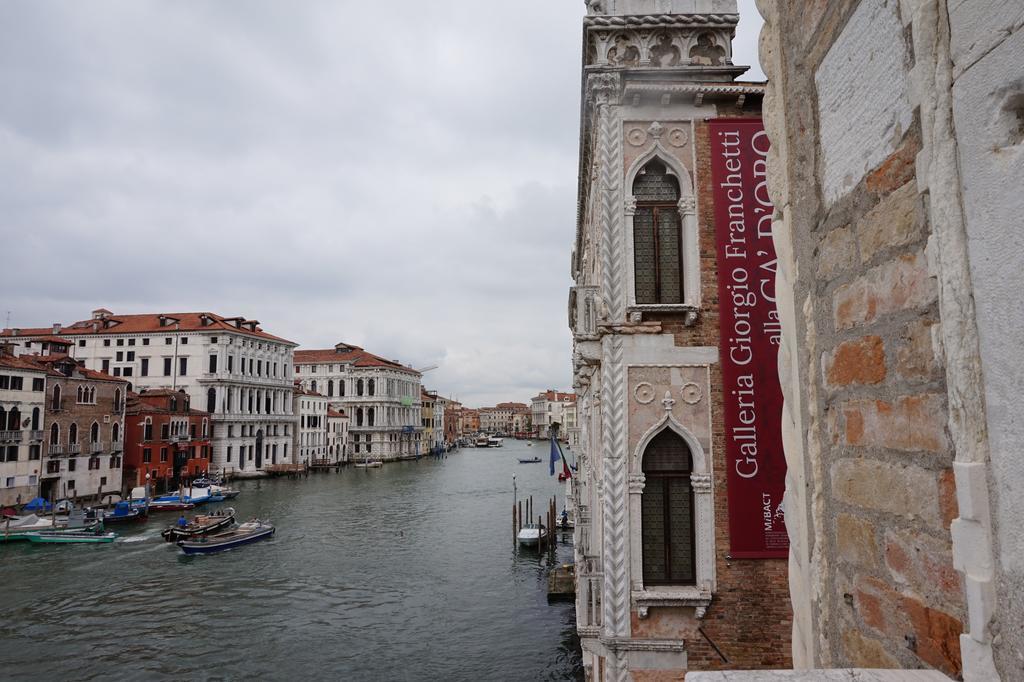 Pesaro Palace Hotel Venice Exterior photo